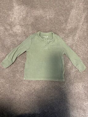 Kyte Baby Sage Green Ribbed Long-Sleeve Henley Top